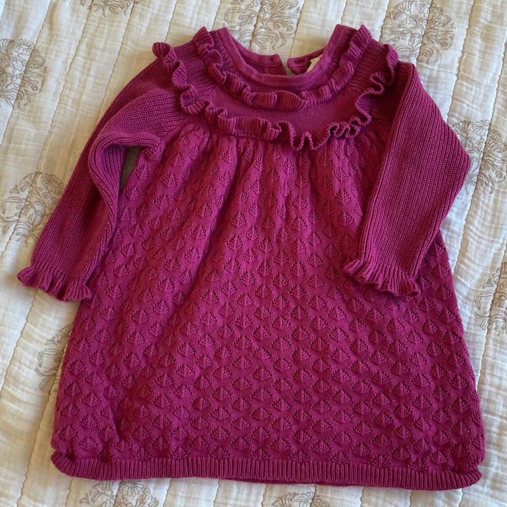 Ruffled Knit Dress in magenta